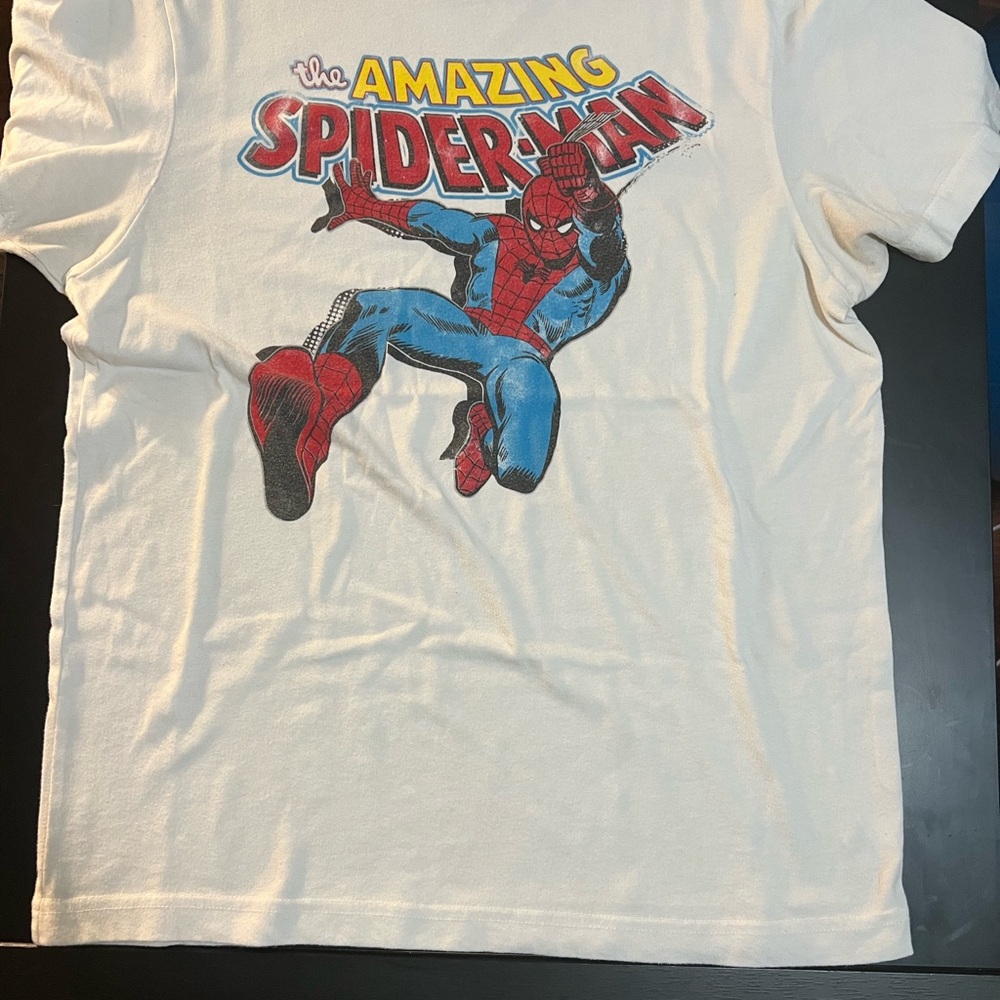 Amazing Spider-Man Tee - Collectible Graphic Tee